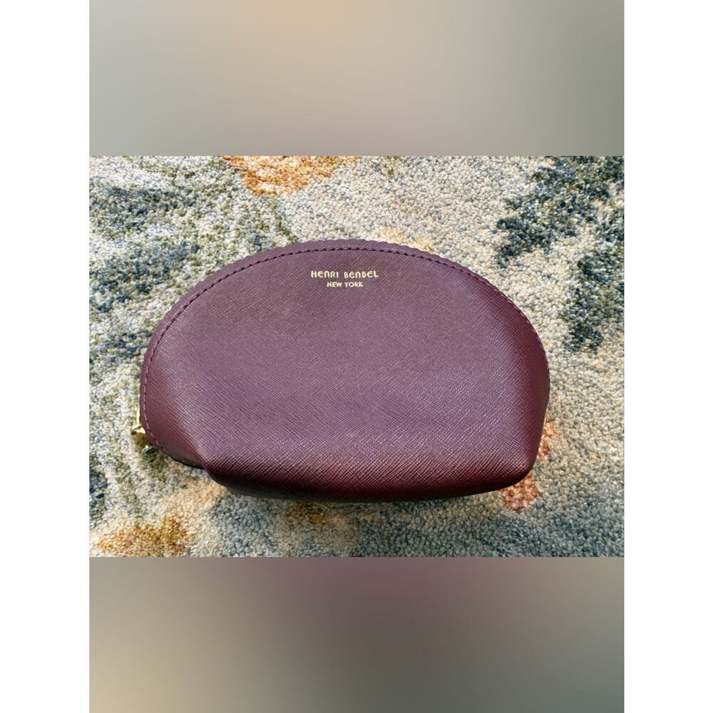 Henri Bendel Small Purple Coin Cosmetic Pouch - Like New